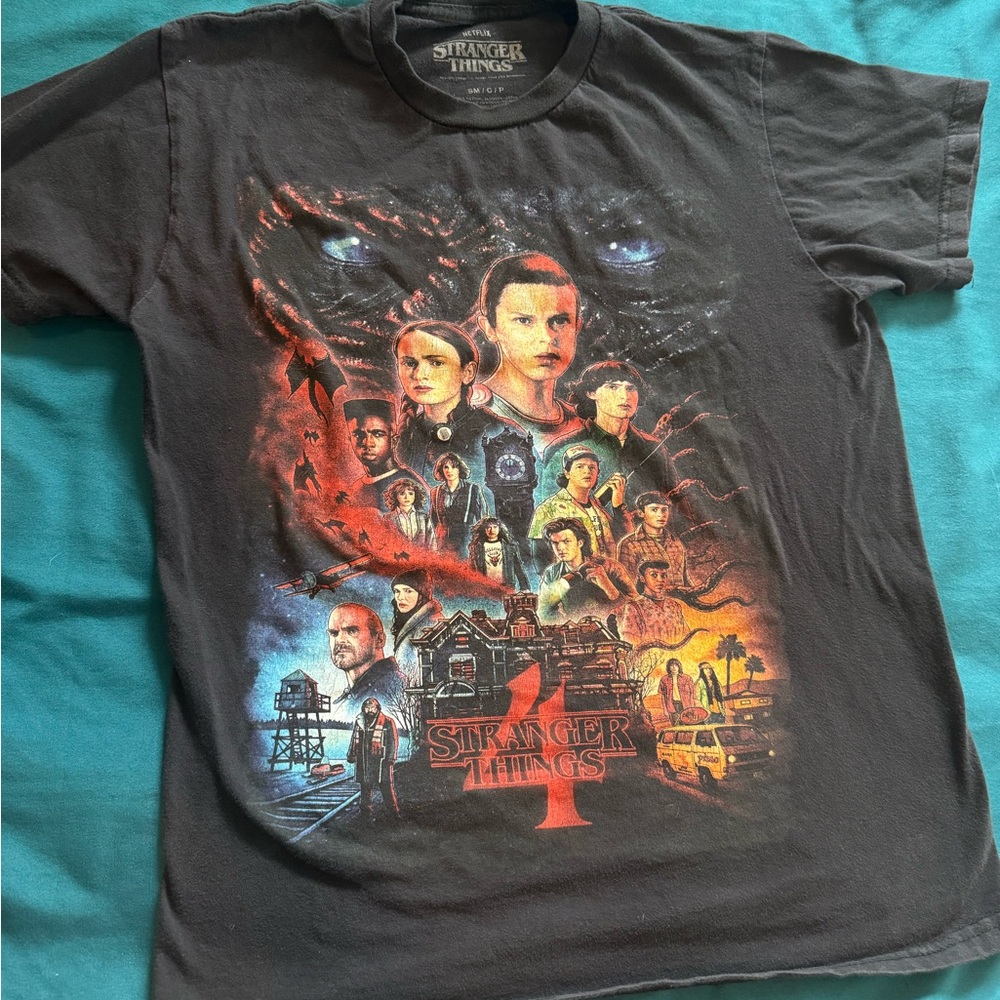 Netflix Stranger Things t-shirt
